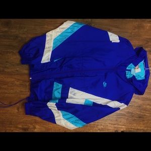 Selling this Nike windbreaker still in good shape